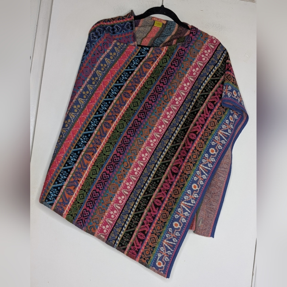 Kuna Baby Alpaca Wool Poncho size small